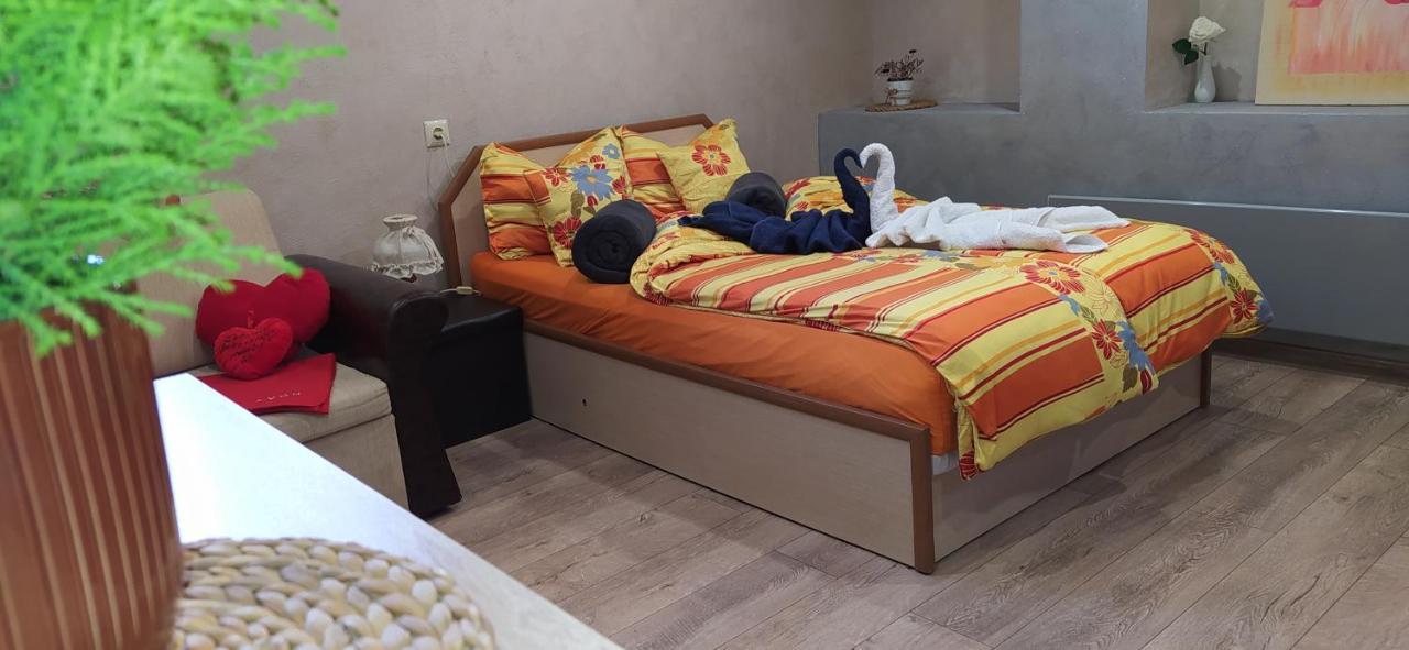 Velvita Sliven Apartment Екстериор снимка